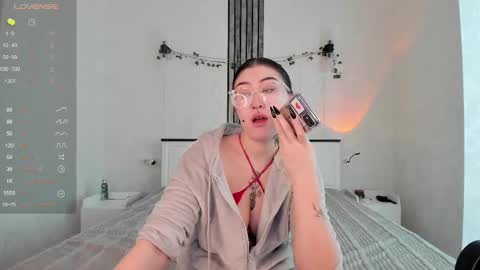 Aylin  online show from February 16, 2025, 4:42 am