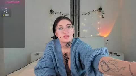 Aylin  online show from February 28, 2025, 7:58 am