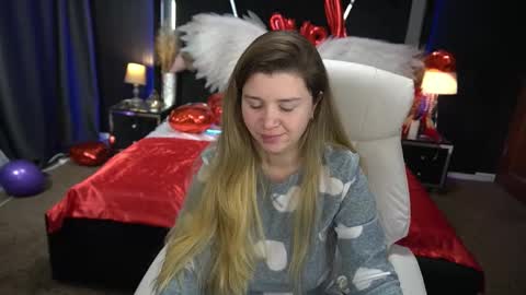 amellymillyy online show from February 11, 2026, 6:51 am