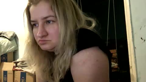 amely12 online show from January 23, 2025, 3:43 pm