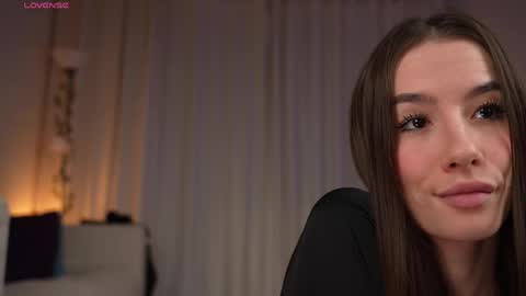 Amy  online show from May 8, 2026, 2:06 am