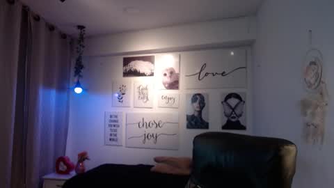 amethystshadow online show from January 11, 2026, 3:39 pm