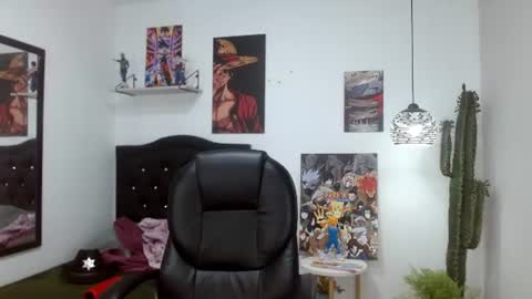 Snapshot of amethystshadow chatting on June 20, 2026, 3:53 am amethystshadow online show from June 20, 2026, 3:53 am