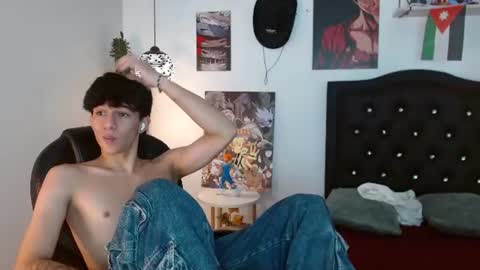 Snapshot of amethystshadow chatting on July 9, 2026, 4:05 am amethystshadow online show from July 9, 2026, 4:05 am