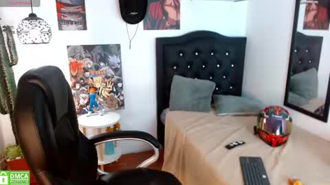 Snapshot of amethystshadow chatting on August 1, 2026, 3:28 am amethystshadow online show from August 1, 2026, 3:28 am
