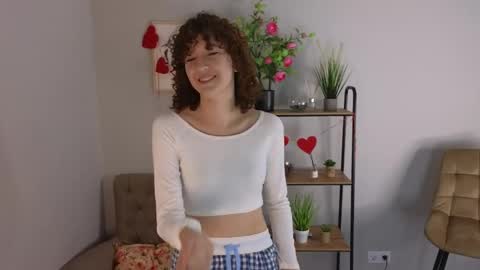 Alivia online show from May 21, 2026, 10:00 am