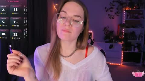 Snapshot of ami_amour_ chatting on December 11, 2024, 6:31 pm Hi-hi I am Kate welcome to my sexy room online show from December 11, 2024, 6:31 pm