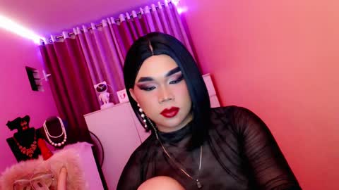 Snapshot of amiadoll chatting on February 25, 2025, 3:49 pm Queen Mireska online show from February 25, 2025, 3:49 pm