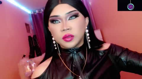 Queen Mireska online show from February 20, 2026, 4:29 pm