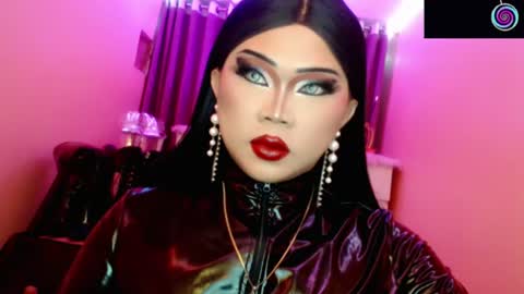 Queen Mireska online show from July 2, 2026, 3:40 pm