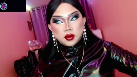 Queen Mireska online show from July 24, 2026, 11:08 am