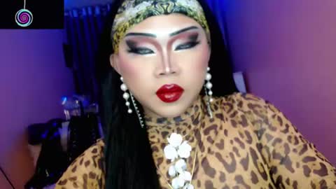 Queen Mireska online show from July 28, 2026, 1:54 pm