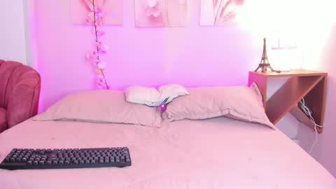 AmiiClark  online show from February 8, 2026, 7:06 pm