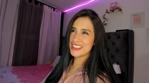 Amira sweet online show from March 26, 2026, 10:59 pm