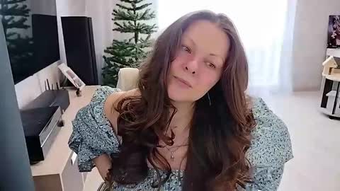 Snapshot of amilafran chatting on March 9, 2026, 6:28 am Mila online show from March 9, 2026, 6:28 am