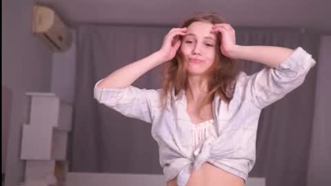 Emily online show from December 3, 2025, 6:39 pm