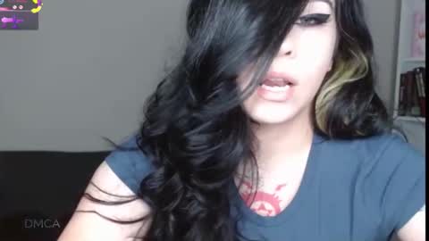 amilust online show from November 28, 2025, 10:12 pm