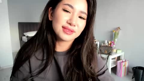 Amina online show from March 14, 2026, 12:54 pm