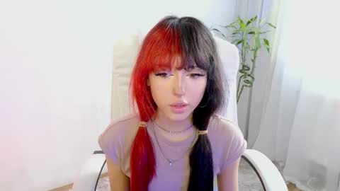 Snapshot of amiraaa__ chatting on February 21, 2026, 10:27 am online show from February 21, 2026, 10:27 am