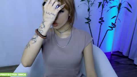 Snapshot of amiraaa__ chatting on March 19, 2026, 11:47 am online show from March 19, 2026, 11:47 am