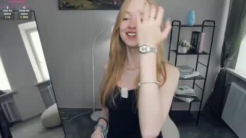 Luna online show from July 24, 2026, 12:14 pm