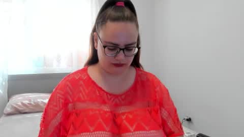 Snapshot of amiravyxen chatting on July 7, 2026, 7:56 am Amira Vyxen online show from July 7, 2026, 7:56 am