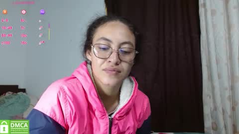 amitlu_ online show from June 11, 2026, 2:53 am