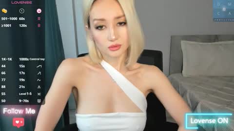 amiwong online show from October 5, 2025, 2:32 am