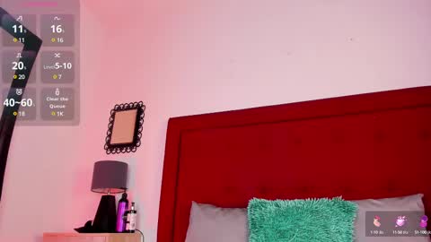 Snapshot of ammbar_foxx chatting on February 23, 2025, 11:44 am ambar online show from February 23, 2025, 11:44 am