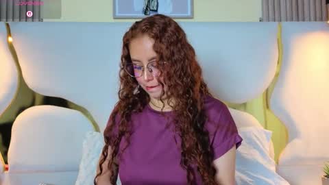 ammber_mjs online show from October 1, 2025, 12:11 pm