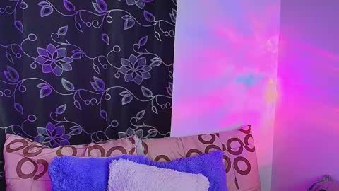 Snapshot of ammeliejoy chatting on January 13, 2026, 11:32 pm Ammelie online show from January 13, 2026, 11:32 pm