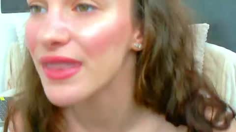 Snapshot of ammirra_a chatting on July 9, 2026, 4:38 am Amira online show from July 9, 2026, 4:38 am