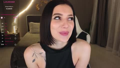 Snapshot of ammy_cumwme chatting on October 28, 2025, 11:03 am Ammy dont forget to thumbs up me online show from October 28, 2025, 11:03 am