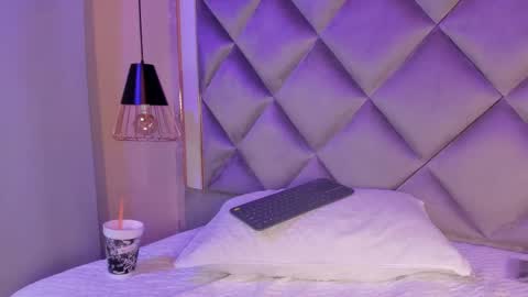 Snapshot of ammy_durand chatting on February 23, 2025, 9:00 am ammy durand online show from February 23, 2025, 9:00 am