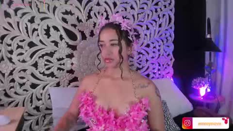 Ammy Nova online show from July 16, 2026, 8:04 pm