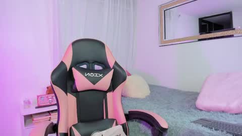 Snapshot of ammy_rodriguez_ chatting on April 16, 2026, 1:06 am Ammy online show from April 16, 2026, 1:06 am