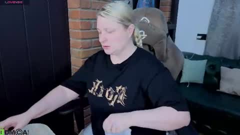 Snapshot of ammy_soon chatting on July 7, 2026, 1:19 am Ammy Soon online show from July 7, 2026, 1:19 am