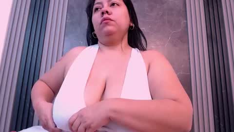 AmmyPike online show from September 11, 2025, 12:05 pm