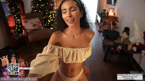 Snapshot of amnie_ chatting on January 5, 2025, 1:36 pm RETURN 30TH 100 explicit on online show from January 5, 2025, 1:36 pm