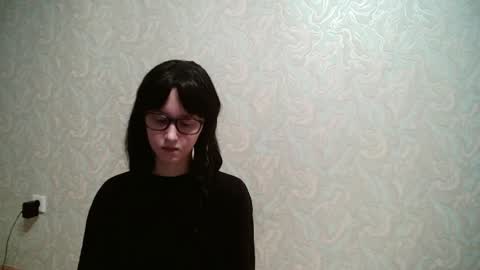 Amomira online show from April 1, 2026, 2:56 am