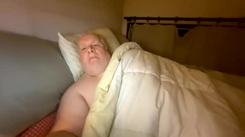 amor196112 online show from November 13, 2025, 11:25 pm