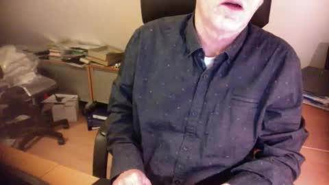 Amor2200 online show from January 25, 2025, 8:31 pm