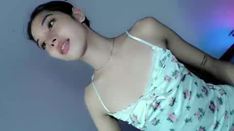 Snapshot of amor_pleasure chatting on January 20, 2025, 3:59 am Belle Tylor online show from January 20, 2025, 3:59 am