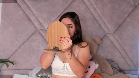 Snapshot of amora_96 chatting on April 15, 2026, 2:02 pm amora online show from April 15, 2026, 2:02 pm