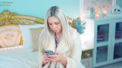 Snapshot of amoramias chatting on December 1, 2024, 6:41 pm Im the first transgender post-op model on haturbate. I have a new sweet pussy... online show from December 1, 2024, 6:41 pm