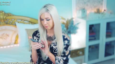 Snapshot of amoramias chatting on January 5, 2025, 8:21 pm Im the first transgender post-op model on haturbate. I have a new sweet pussy... online show from January 5, 2025, 8:21 pm