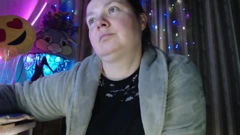 Snapshot of amorelara chatting on May 8, 2026, 8:52 am amorelara online show from May 8, 2026, 8:52 am