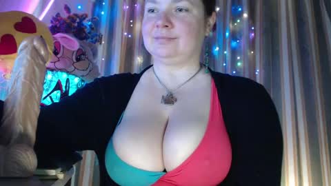 Snapshot of amorelara chatting on May 14, 2026, 7:04 am amorelara online show from May 14, 2026, 7:04 am