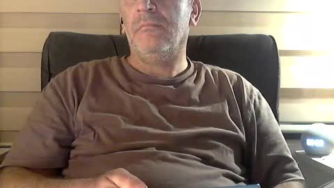 AmorLin online show from March 19, 2026, 11:09 pm
