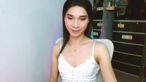 Snapshot of amorous_tina chatting on January 7, 2026, 3:53 am Tina online show from January 7, 2026, 3:53 am